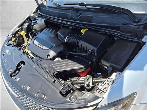 Used 2022 Chrysler Voyager LX FWD image 29