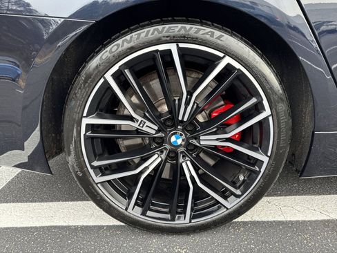 Used 2022 BMW M550i xDrive M550i xDrive w/ Executive Package image 31