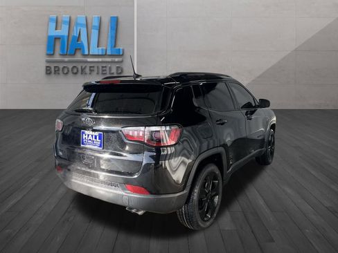 Used 2021 Jeep Compass Altitude w/ Sun and Sound Group image 5