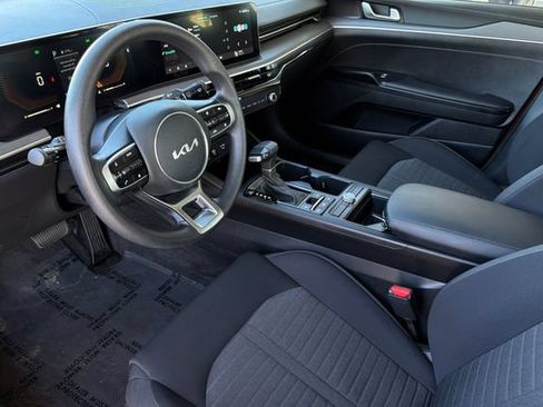 Used 2025 Kia K5 LXS FWD image 10