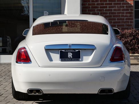 Used 2018 Rolls-Royce Wraith image 24