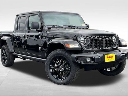 New 2025 Jeep Gladiator Sport