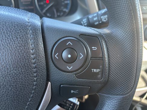 Used 2018 Toyota RAV4 LE w/ All Weather Liner Package image 8