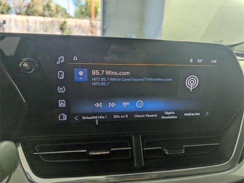 Certified 2024 Chevrolet Trax LT w/ Driver Confidence Package image 28