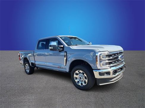 New 2026 Ford F250 Lariat w/ Lariat Ultimate Package image 4