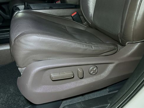 Used 2020 Honda Odyssey Elite image 12