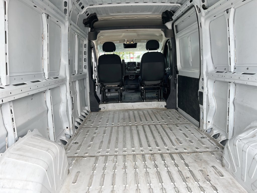 Used 2024 RAM ProMaster 2500 w/ Convenience Group FWD image 23