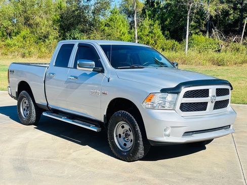Used 2015 RAM 1500 Express image 3