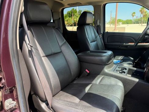 Used 2008 Chevrolet Silverado 2500 LTZ w/ Safety Package AWD/4WD image 19