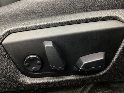 Used 2014 BMW 320i xDrive Sedan image 42