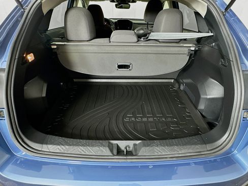 Used 2024 Subaru Crosstrek 2.0i Premium image 28