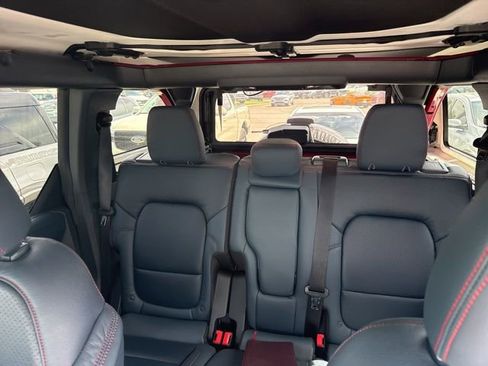 Used 2025 Ford Bronco Heritage Edition image 29