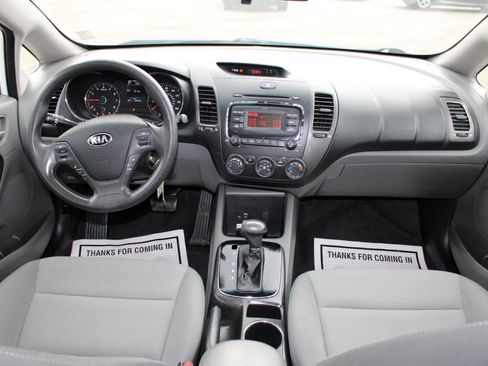 Used 2017 Kia Forte LX image 16