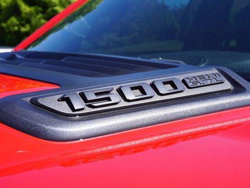 Used 2020 RAM 1500 Sport w/ Comfort & Convenience Group AWD/4WD image 13
