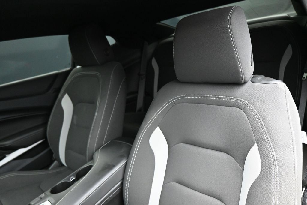 Used 2022 Chevrolet Camaro LT RWD image 12