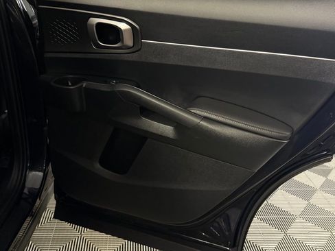 Used 2023 Kia Sorento EX image 31