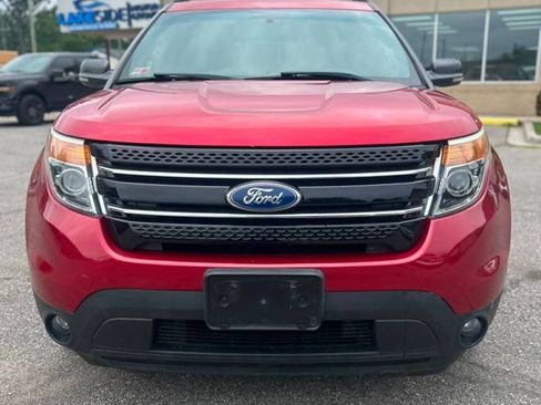 Used 2012 Ford Explorer XLT AWD/4WD image 2