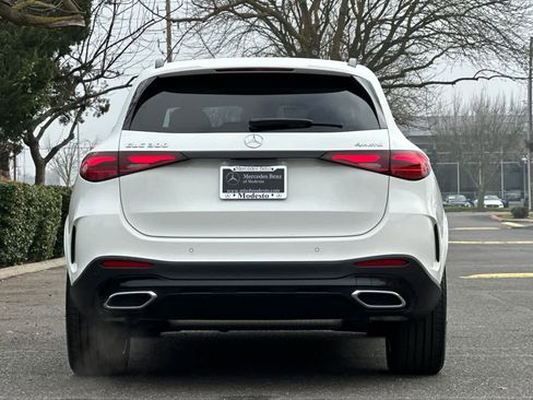 New 2026 Mercedes-Benz GLC 300 GLC 300 image 4