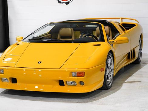 Used 1998 Lamborghini Diablo VT image 29