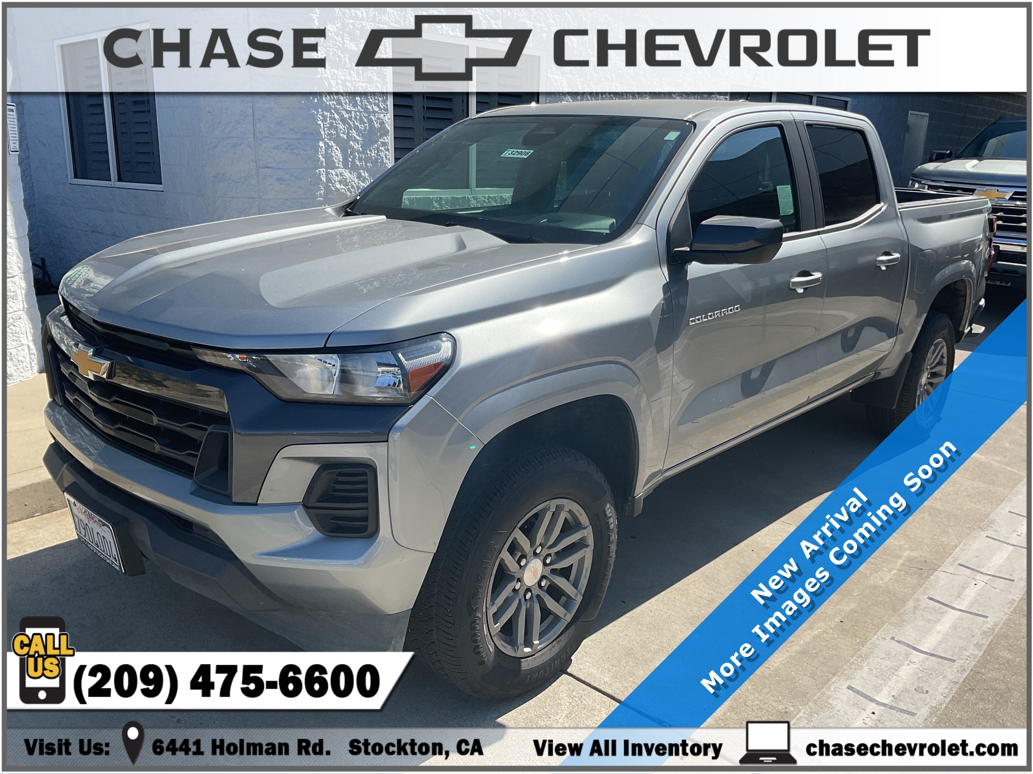 Used 2024 Chevrolet Colorado LT AWD/4WD image 1