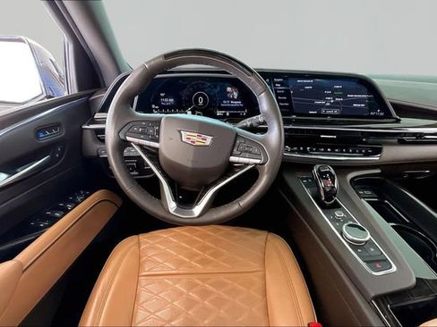 Used 2024 Cadillac Escalade Sport w/ Touring Package AWD/4WD image 8