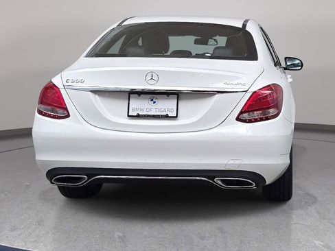 Used 2018 Mercedes-Benz C 300 4MATIC Sedan image 7