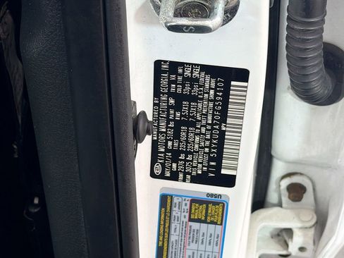Used 2015 Kia Sorento EX w/ EX V6 Touring Package AWD/4WD image 35