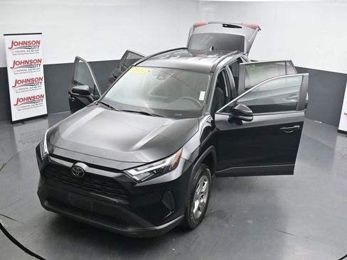 Used 2024 Toyota RAV4 XLE image 36
