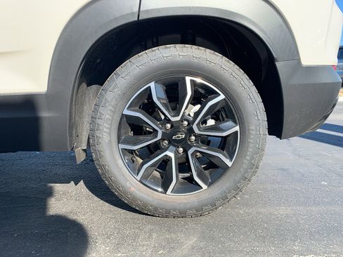 New 2026 Chevrolet TrailBlazer ACTIV w/ Convenience Package FWD image 32