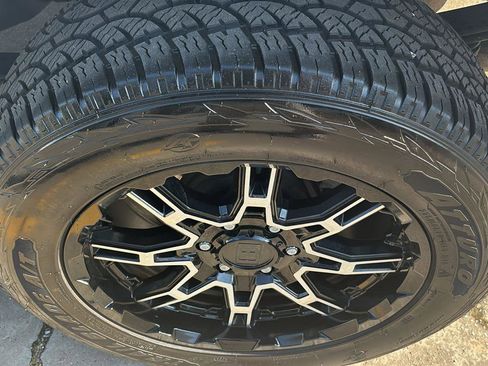 Certified 2021 Chevrolet Silverado 1500 Custom Trail Boss AWD/4WD image 12
