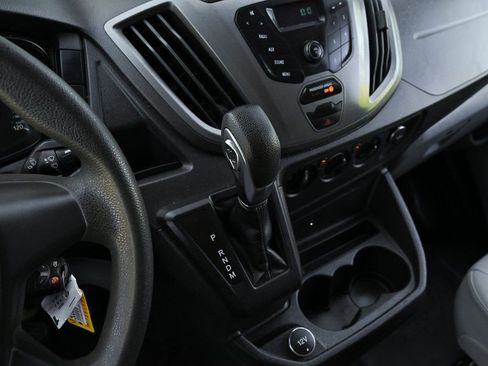 Used 2018 Ford Transit 250 Base image 18
