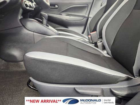 Used 2025 Nissan Versa S w/ Trunk Package FWD image 12