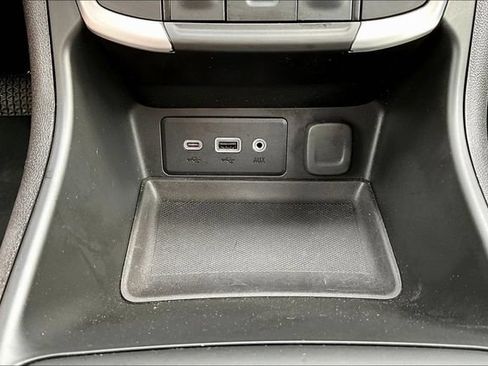 Used 2023 GMC Terrain SLE w/ Driver Convenience Package FWD image 15