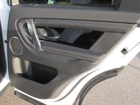 Used 2021 Land Rover Discovery Sport S image 66