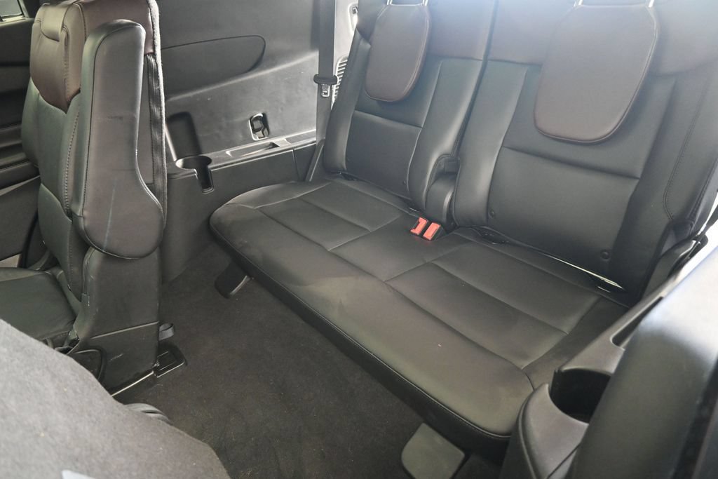 Used 2022 Ford Explorer Platinum w/ Equipment Group 601A AWD/4WD image 18