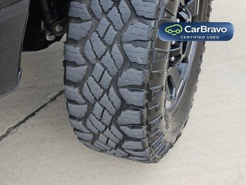 Used 2025 Ford F250 Platinum w/ Tremor Off-Road Package AWD/4WD image 14