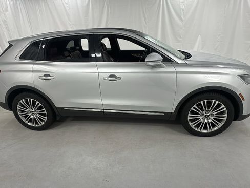 Used 2016 Lincoln MKX Reserve w/ Climate Package image 2