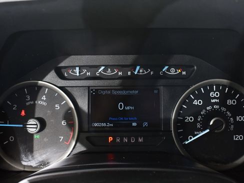 Used 2019 Ford F150 XLT w/ Equipment Group 302A Luxury image 26