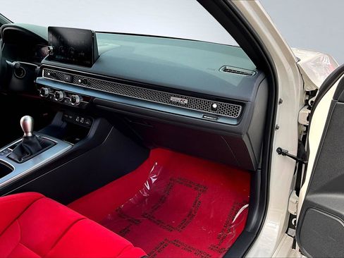 Used 2024 Honda Civic Type R image 21