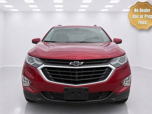Used 2018 Chevrolet Equinox LT w/ Sun & Infotainment Package AWD/4WD image 2