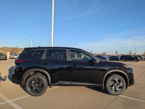 New 2026 Nissan Rogue SV w/ Cold Weather Package FWD image 3