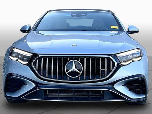 Used 2025 Mercedes-Benz E 53 AMG e 4MATIC Sedan image 4