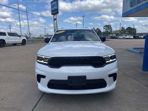 Used 2024 Dodge Durango GT RWD image 2