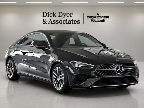 Used 2025 Mercedes-Benz CLA 250 image 35