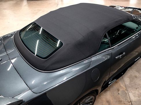 Used 2018 Chevrolet Camaro ZL1 image 19