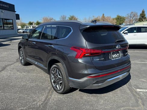 Used 2023 Hyundai Santa Fe Limited image 3