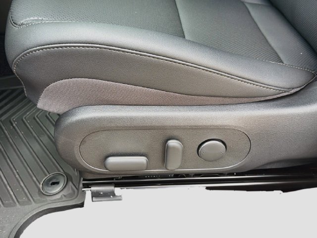 New 2026 Hyundai Kona Limited FWD image 19