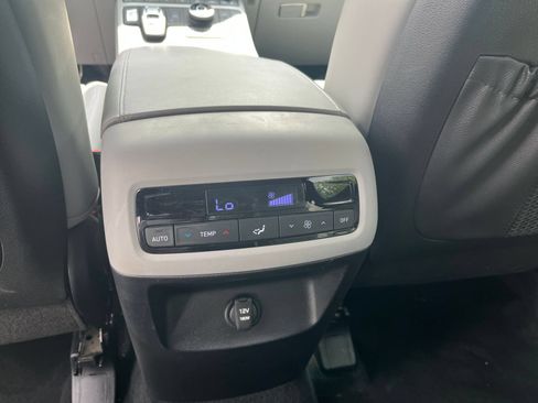 Used 2025 Hyundai Palisade SEL AWD/4WD image 25