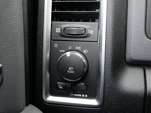 Certified 2019 RAM 1500 Classic Warlock w/ Electronics Group image 25