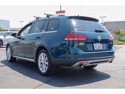 Used 2019 Volkswagen Golf Alltrack S AWD/4WD image 6